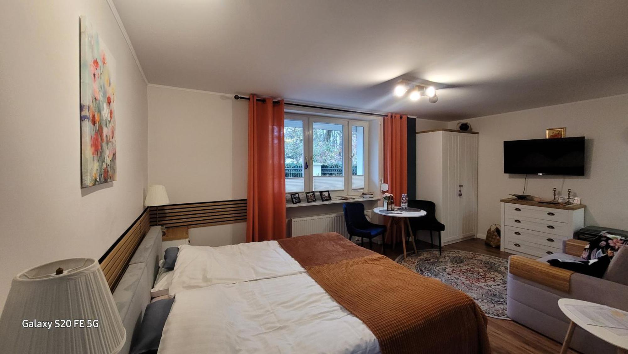 Apartament Przy Parku Nałęczów Exteriör bild